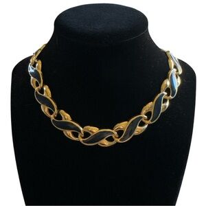 GOLD AND NAVY BLUE CLIP NECKLACE